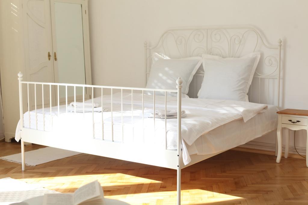 White Opera By Nux Apartment Cluj Napoca Bagian luar foto