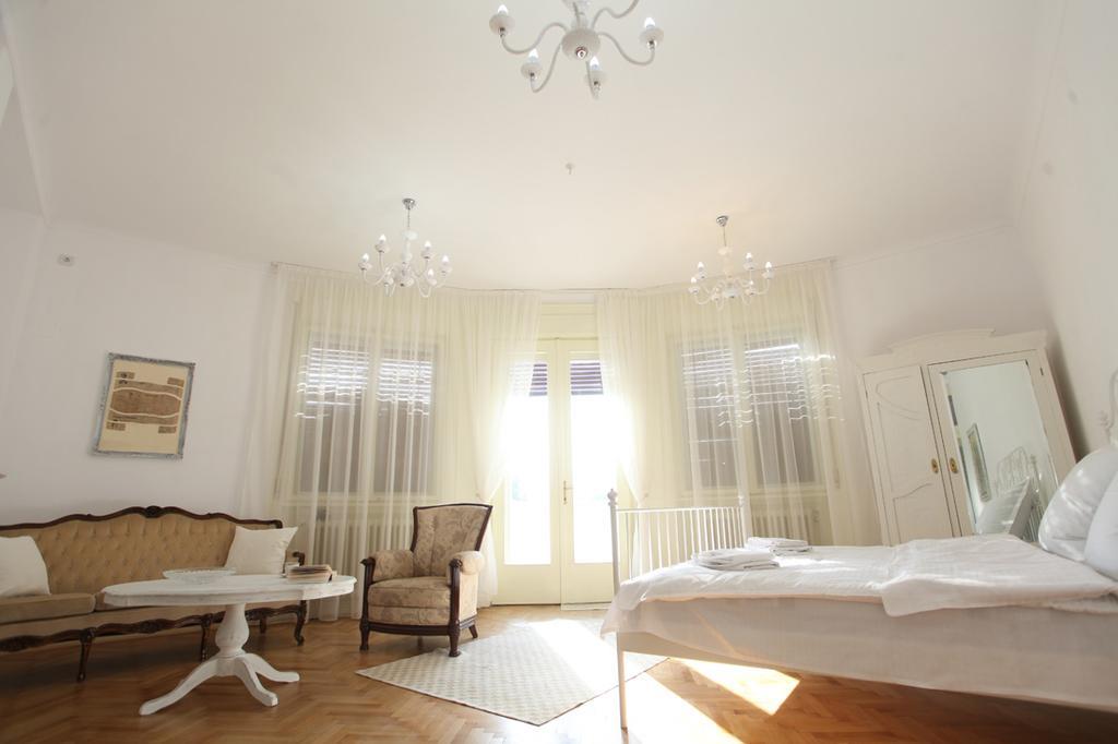 White Opera By Nux Apartment Cluj Napoca Bagian luar foto